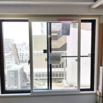 本格的な暑さの前に備える|内窓「インプラス」で快適な住まいへ～東京都新宿区マンション～