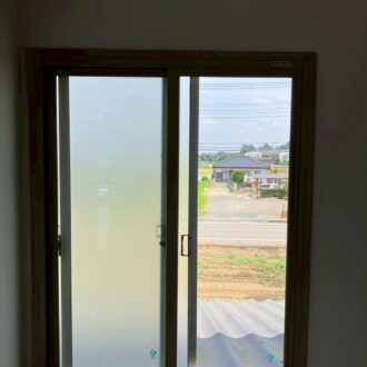 防音・断熱の最高峰！大信工業「プラスト」×「ソノグラス」で2階と階段の暑さ・騒音を解決～茨城県古河市 O様～