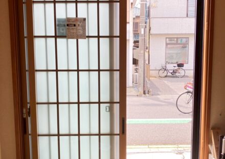 YKKAP「ウチリモ」格子入りスリガラスで障子の趣を再現。ホコリが溜まらない最新内窓リフォーム～千葉県船橋市 M様～