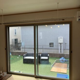 【先進的窓リノベ2026活用事例】補助金約9.8万円でお得に！リビングの窓をYKK AP「ウチリモ」で高断熱化～千葉県佐倉市 I様～